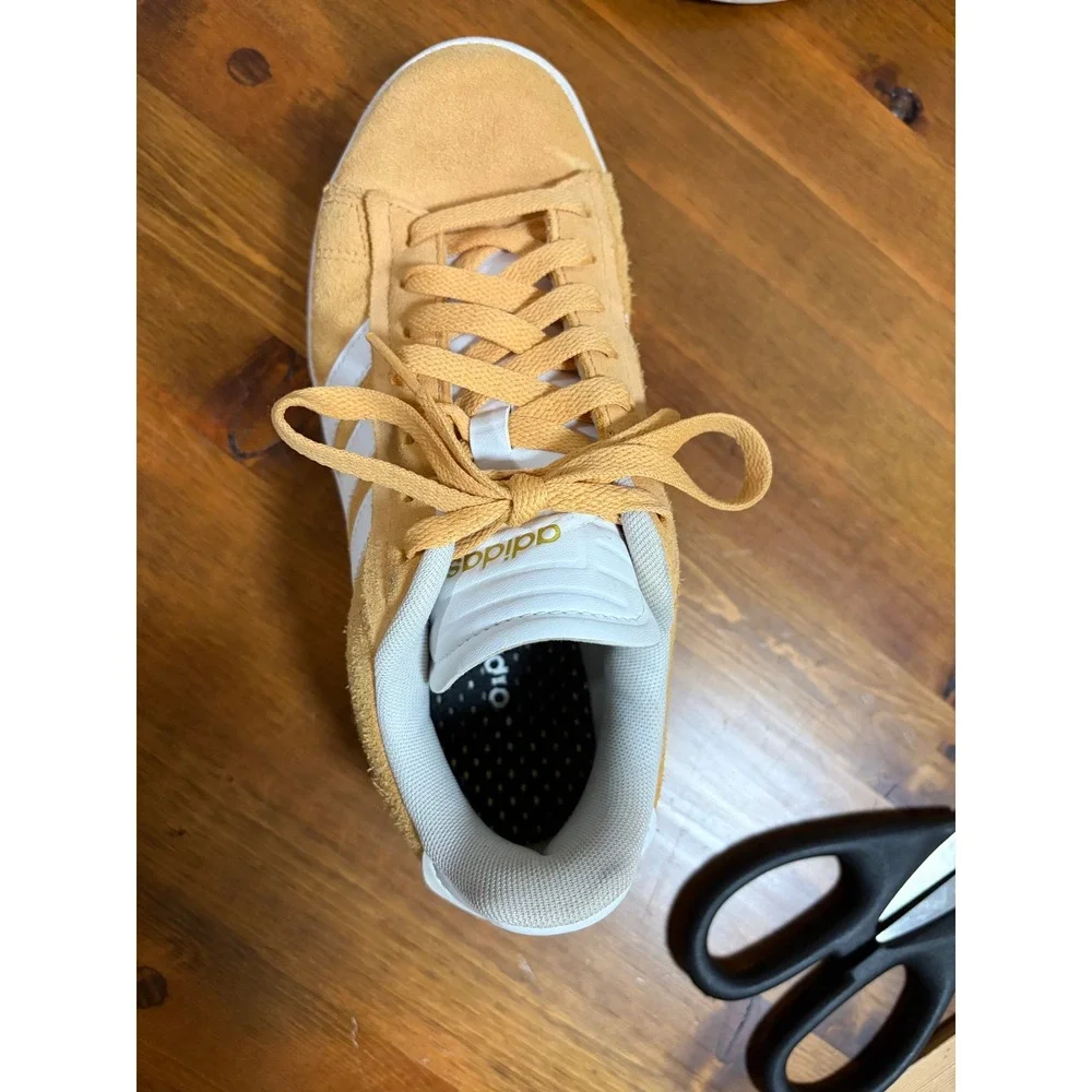 Adidas Grand Court Mustard Yellow Suede Sneakers White Stripes Womens RARE 6.5